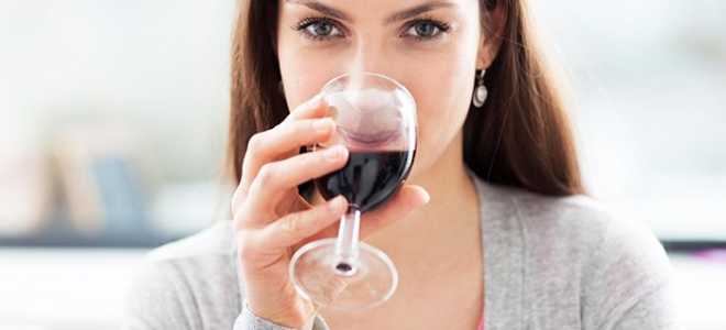 Можно ли пить вино кормящей маме